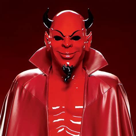 who's the red devil in scream queens